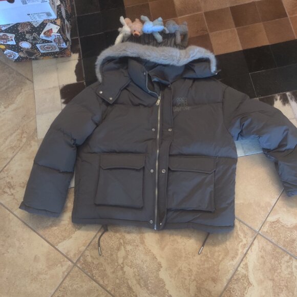 13DE Marzo down jacket size L New oversized - Picture 1 of 7